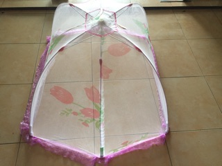 Màn chụp chống muỗi cho bé
