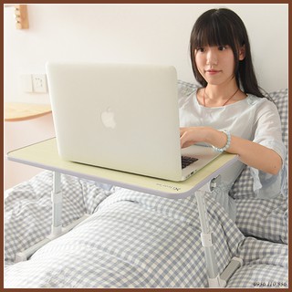 Bàn để laptop có quạt tản nhiệt