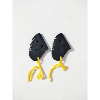 Bịt mỏ cho gà chọi 1 đôi