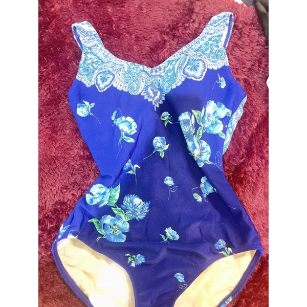 Thanh lý tủ đồ : bikini 1 mảnh