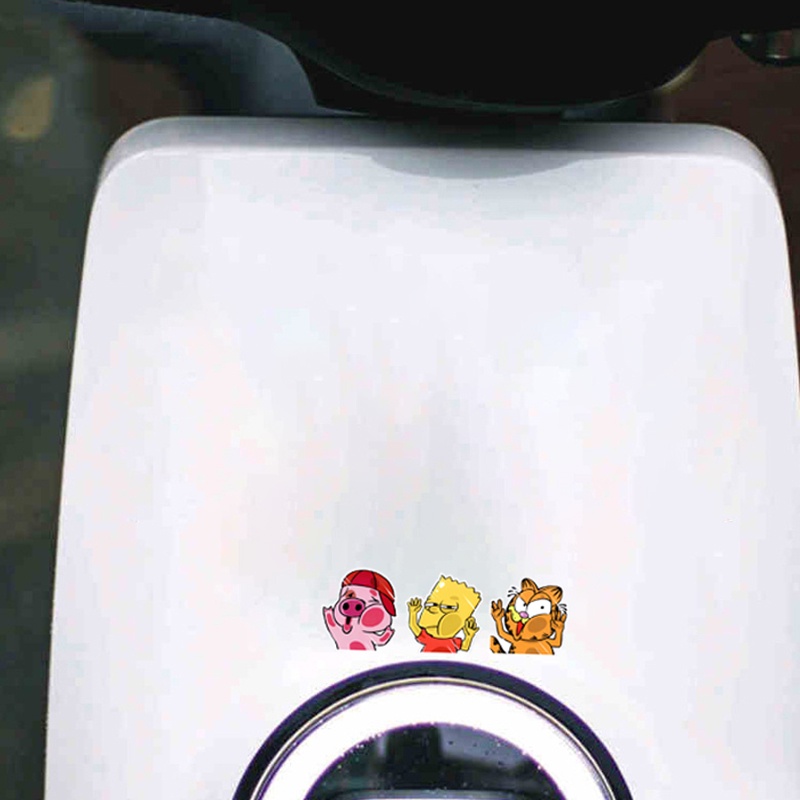 Đề Can Dán Trang Trí Xe Hơi / Mô Tô Họa Tiết Hoạt Hình Cậu Bé Bút Chì Shin-chan Dễ Thương