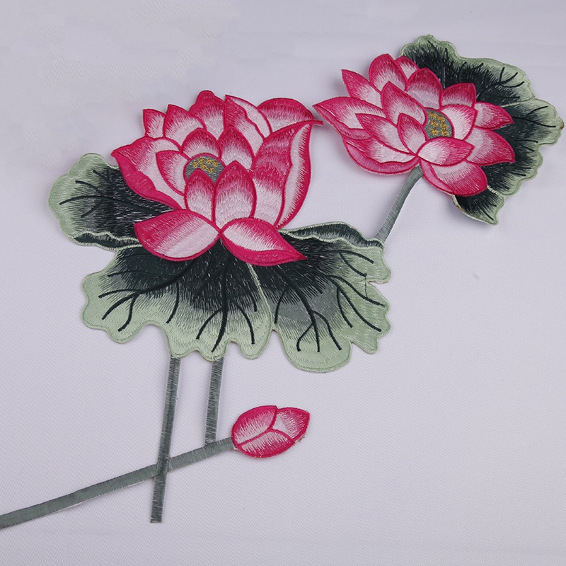 Miếng Dán Thêu Hình Hoa Sen Lớn Dùng Trang Trí Sườn Xám