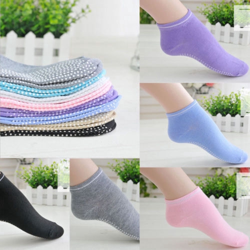 Đôi tất cotton thể thao cổ thấp chống trượt cho nữ