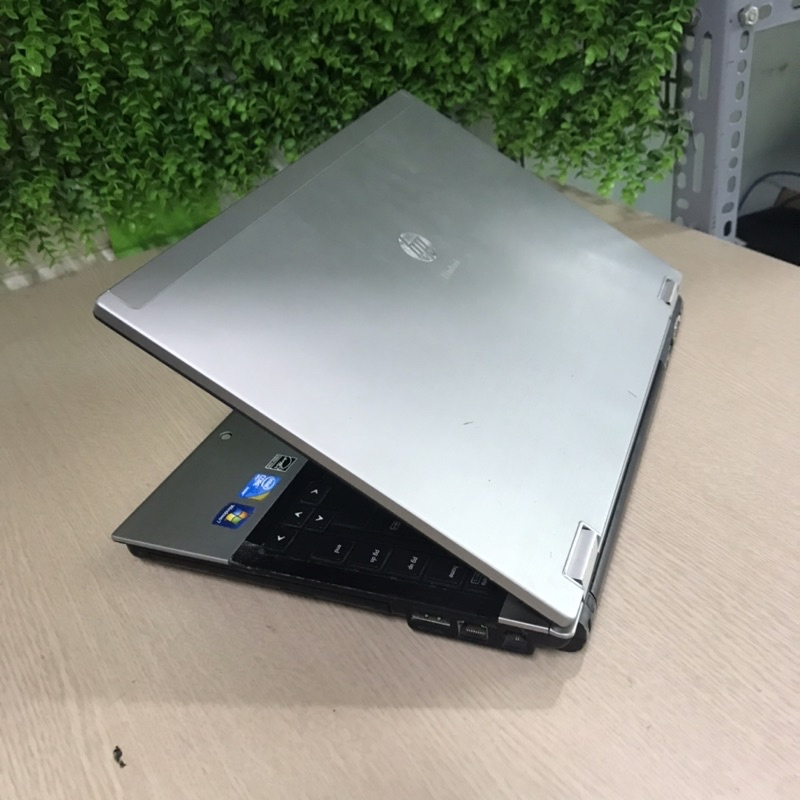 Laptop cũ hp 8440p dùng văn phòng, học tập core i5 ổ cứng ssd