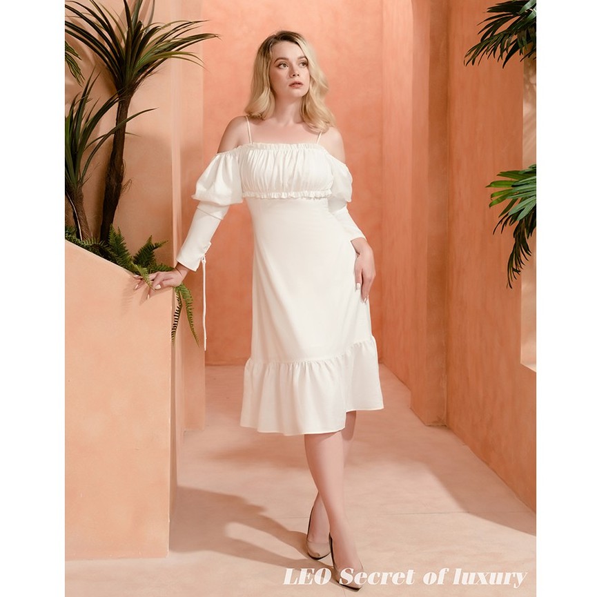 [THIẾT KẾ CAO CẤP] Đầm lụa trắng trễ vai tay bồng cách điệu dáng dài quyến rũ thương hiệu LEO