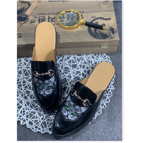 𝔹𝕆𝕊𝕊 𝕊ℍ𝕆𝔼𝕊 ⚜️ Giày Sục Nam Thêu Mèo Cá Tính Độc Lạ kiểu Dáng Hàn Quốc | BigBuy360 - bigbuy360.vn