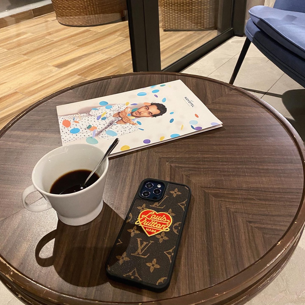 ỐP LƯNG LV MONOGRAM NIGO HEART cho các dòng máy 13Pro 13Promax 13