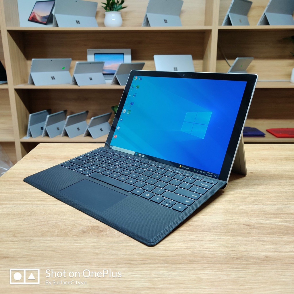 Microsoft Surface Pro 5 i7/16GB/512GB (Likenew) kèm phím 99% | WebRaoVat - webraovat.net.vn