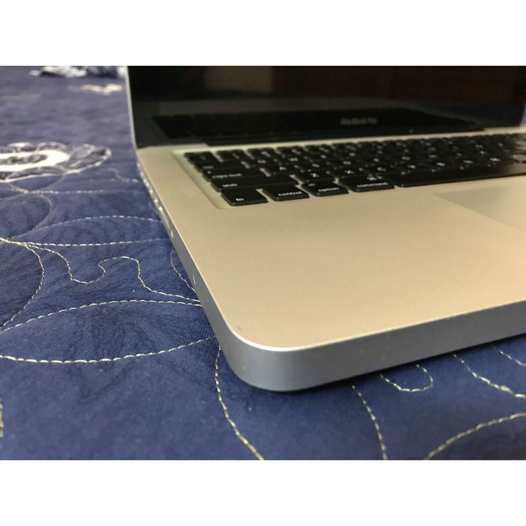 Macbook pro MC700 i5 2.3 ram 4G HDD 320G 95%