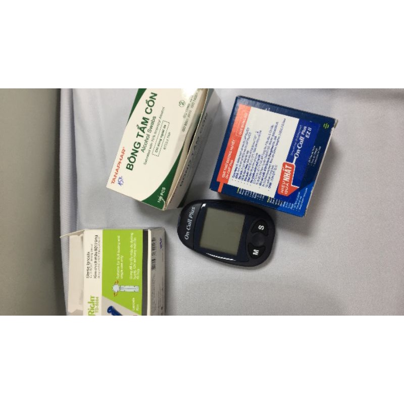 Máy test tiểu đường