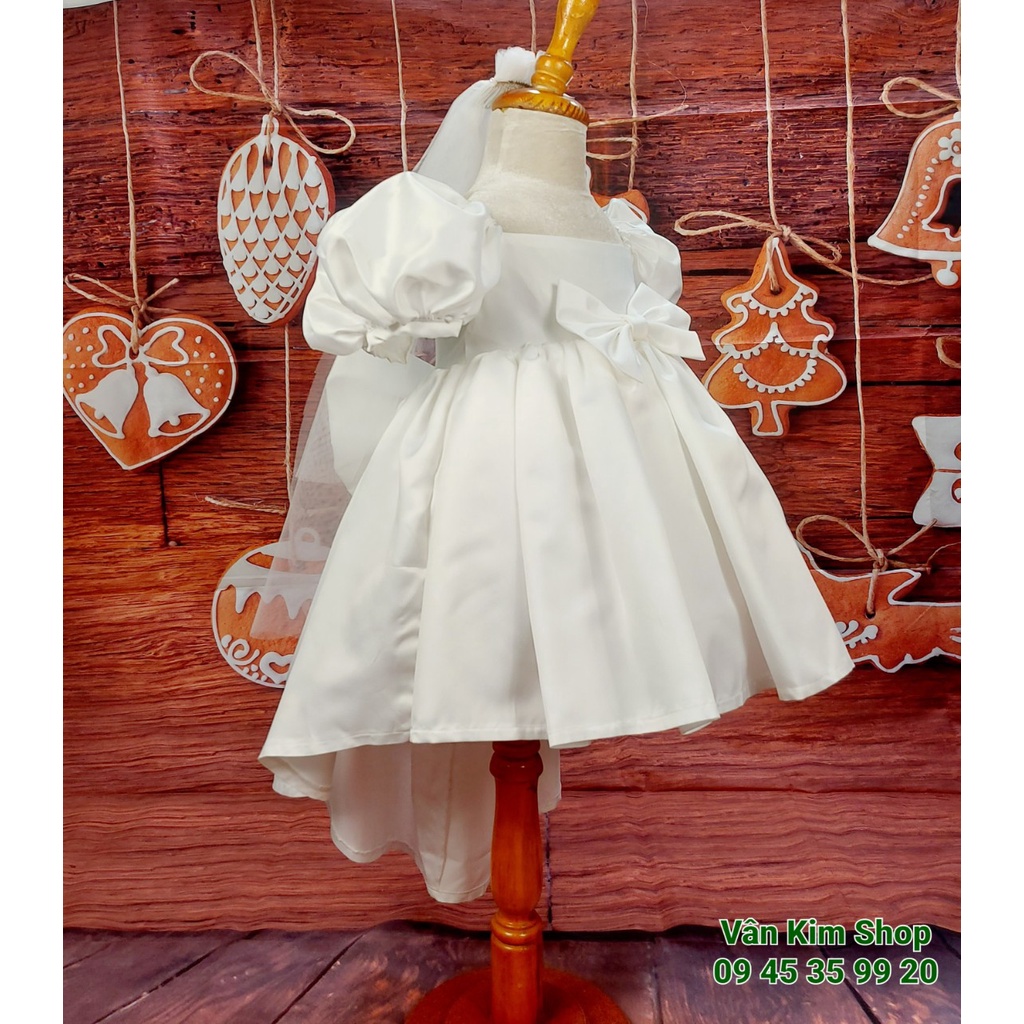 Đầm phù dâu bé gái kèm lúp