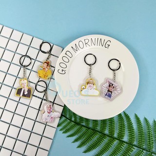 Móc khóa mica trong BTS hình thật