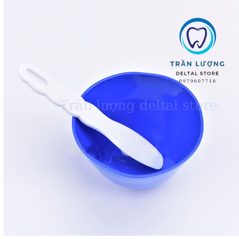 Bát nhựa dẻo  +Bay  nhựa đánh chất lấy dấu trong Nha Khoa