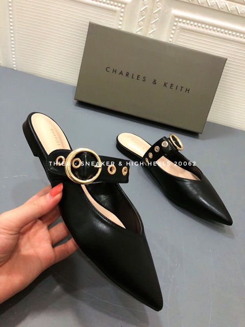 Dép sục bệt Charles & Keith fullbox