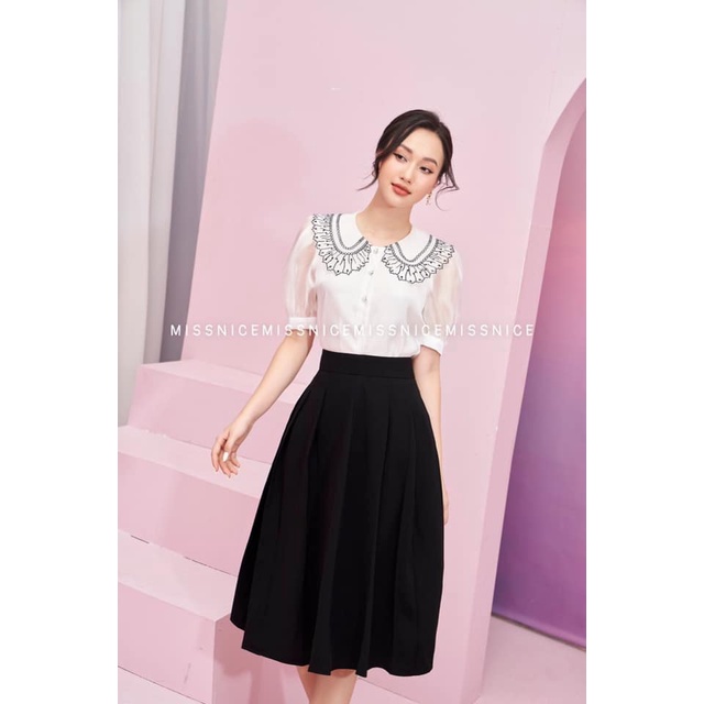 Set váy sơ mi trắng, chân váy xoè