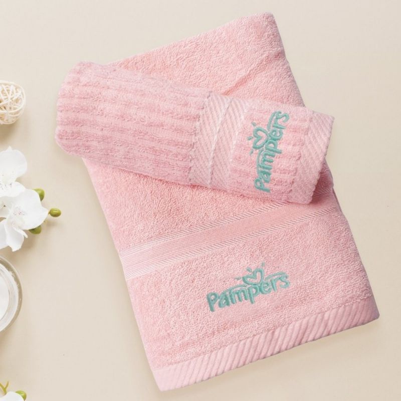 Bộ 2 khăn mặt cotton thêu logo pampers màu hồng