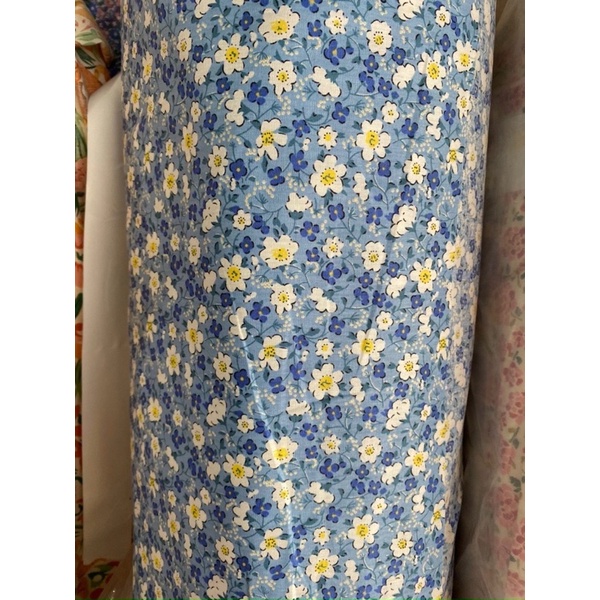 Vải thô cotton hoa huệ tây xanh
