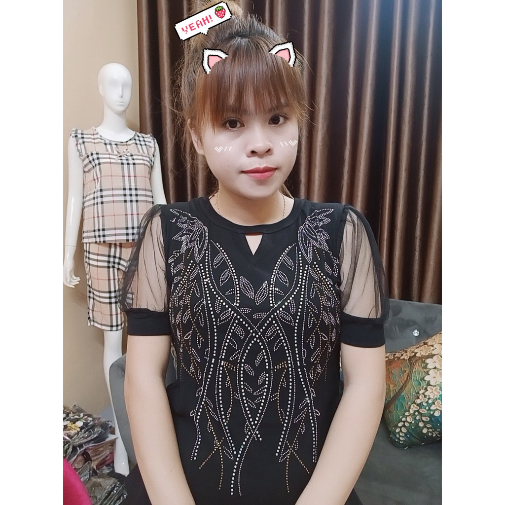 Áo Thun Cổ Tròn Thân Đính Đá Tay Phối Ren AT74 - phamtrangredep shop