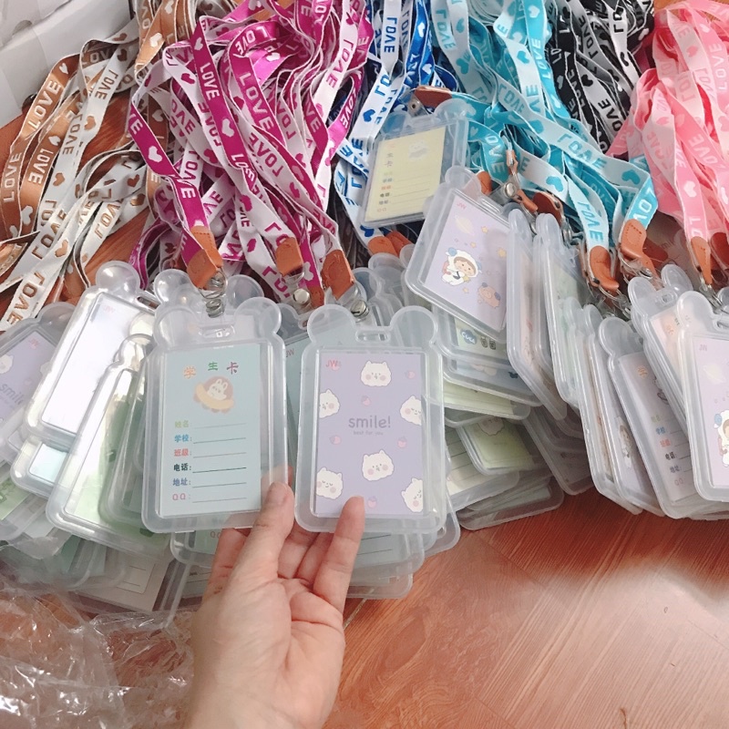 Sỉ 10 đeo thẻ cao cấp mẫu mới thẻ kèm dây đeo thẻ.