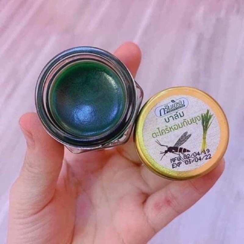 Dầu thoa tchỏng muỗi đốt, côn trùng cắn, bong gân Green Balm Mosquito Brand Yanhee 13g