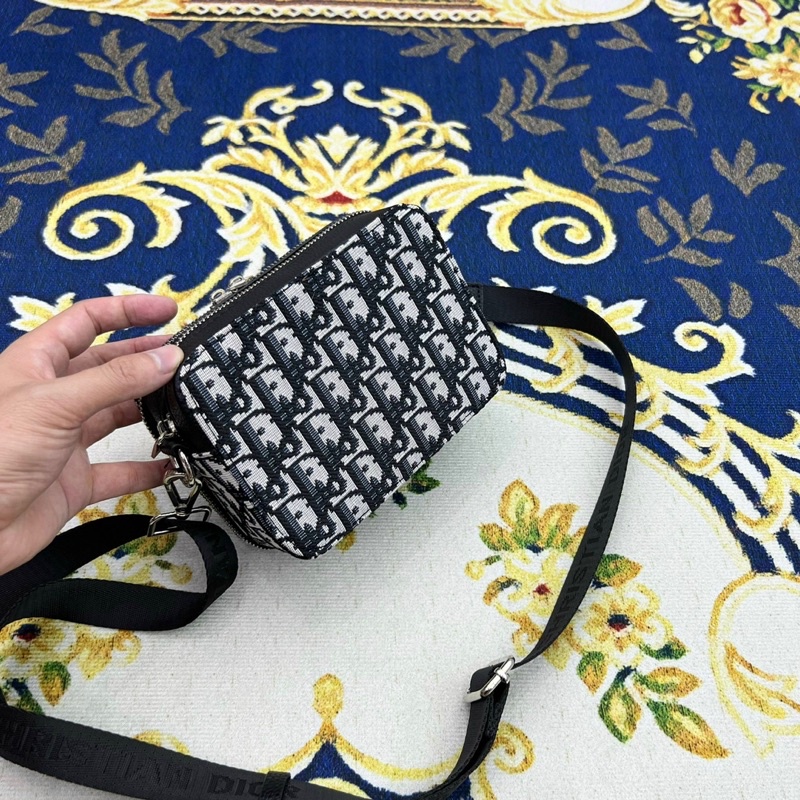 Túi đeo chéo nam nữ DI-ORcó bảo hành fullbox +BILL hot nhất 2022