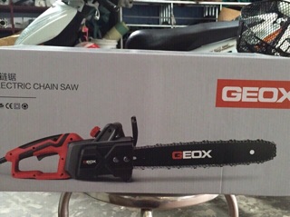 Máy cưa xich Geox