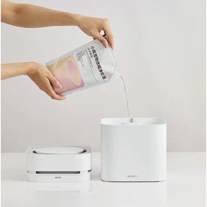 Máy lọc không khí cho chó mèo Petkit air magic cube khử mùi vệ sinh thú cưng Con Mèo Xiêm