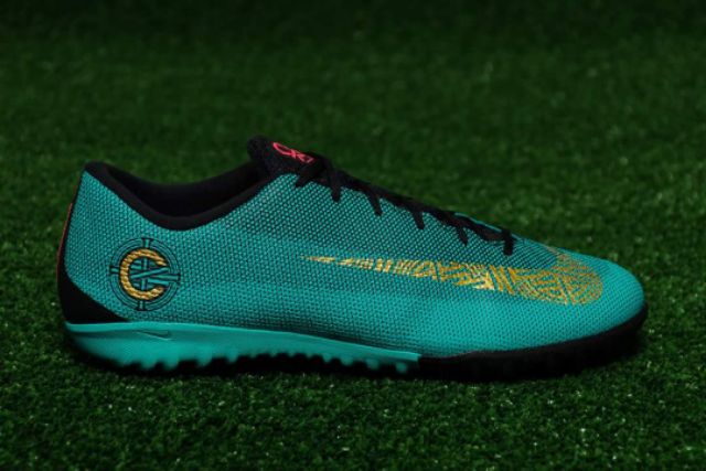 nike mercurialx vapor xii academy cr7 tf