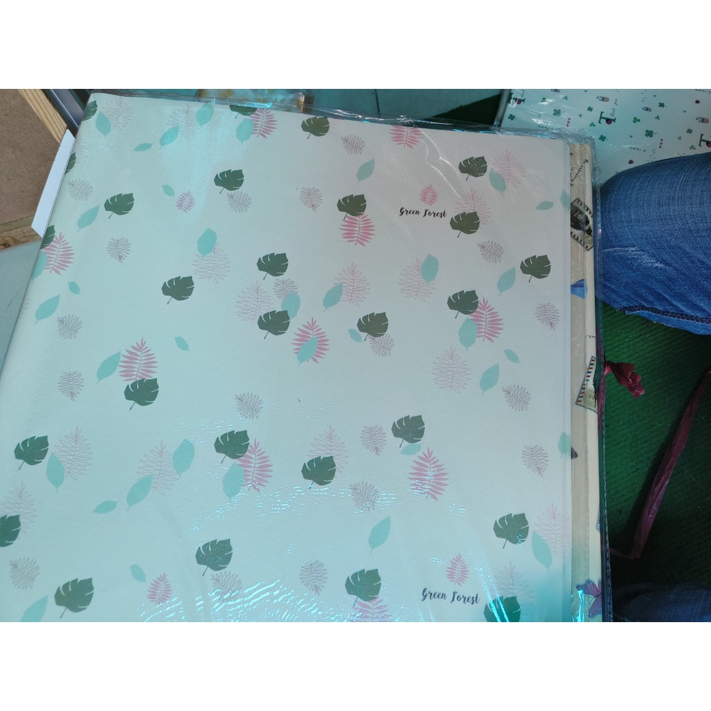 Giấy gói quà mẫu mới nhất xấp 50 tờ khổ 50x70cm