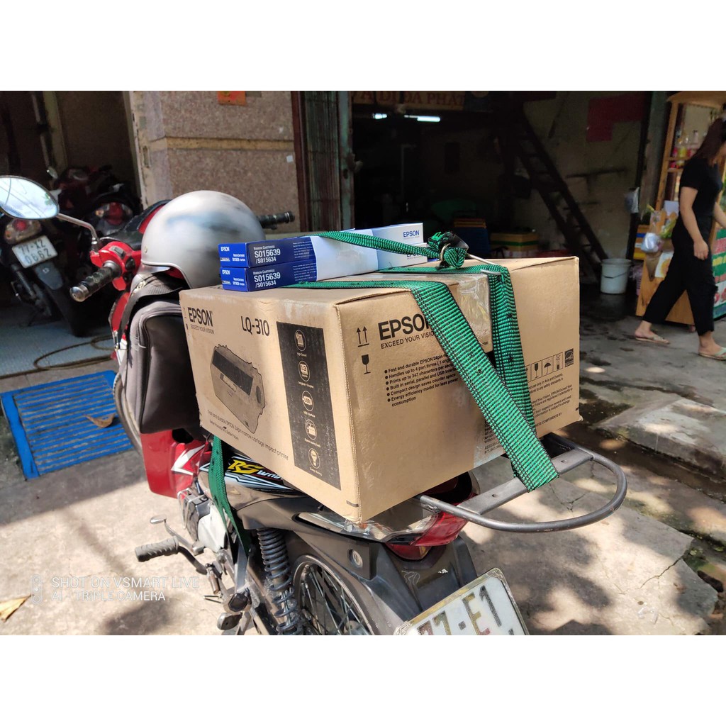 Máy in Kim Epson LQ-310. Mới 100%, nguyên thùng. Với 24 kim nên bản in sẽ rất sắc nét