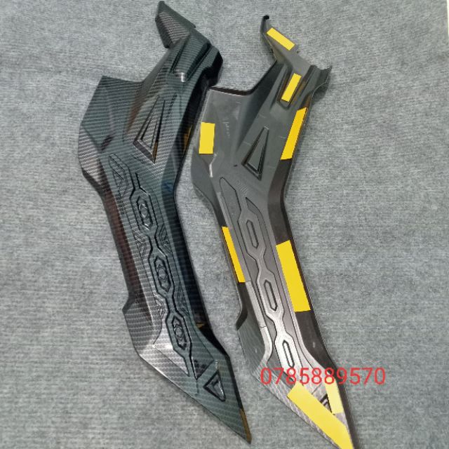 ỐP HÔNG XE AIR BLADE 2020 CARBON