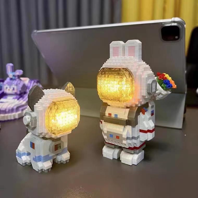 Bộ Đồ Chơi Lắp Ráp Phi Hành Gia Độc Đáo Thú Vị Dành Cho Bé