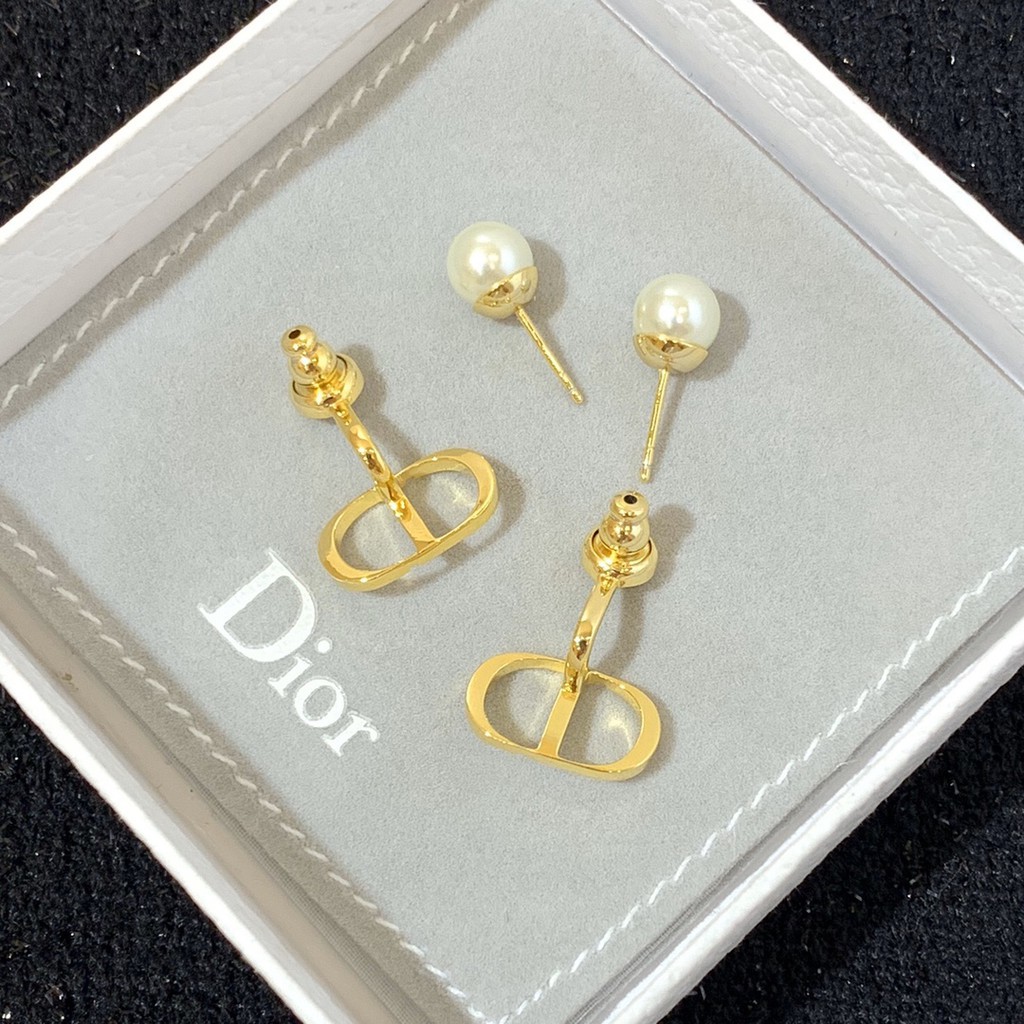 Bông tai thiết kế chữ đính ngọc trai đơn giản quý phái phong cách retro