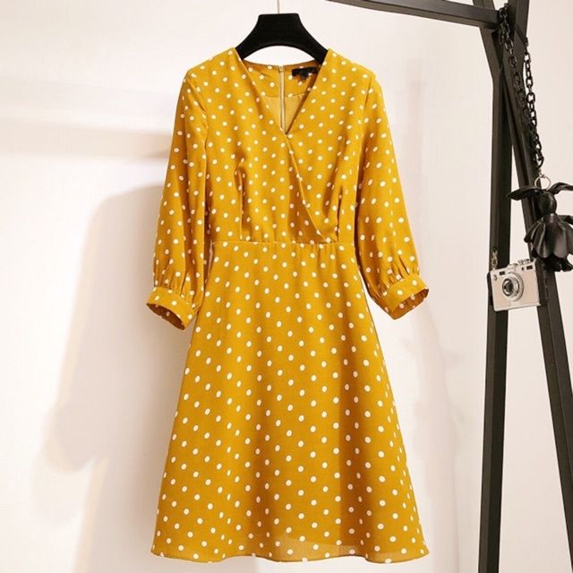 Đầm Nữ Vàng Bi Cam Cổ Chéo