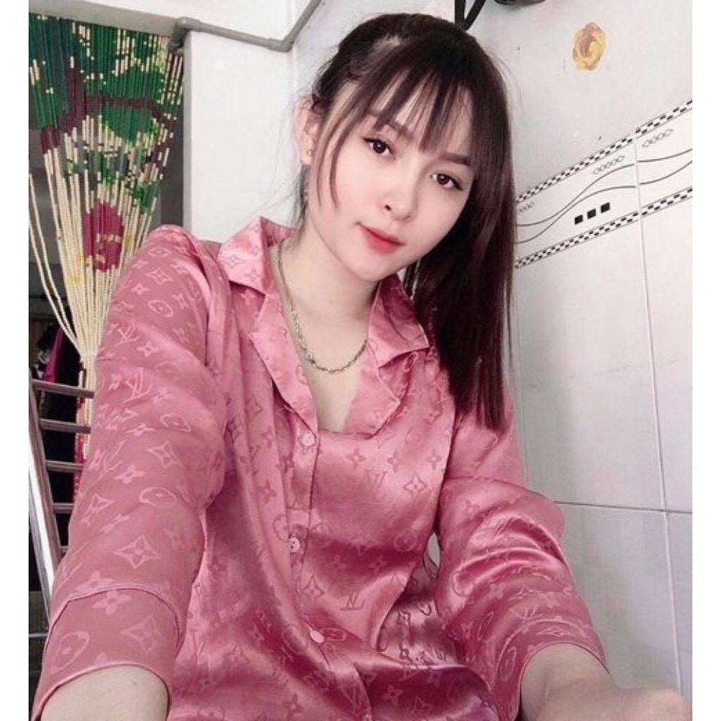Bộ Pijama Lụa Gấm Cao Cấp Áo Tay Dài - Quần Dài | BigBuy360 - bigbuy360.vn
