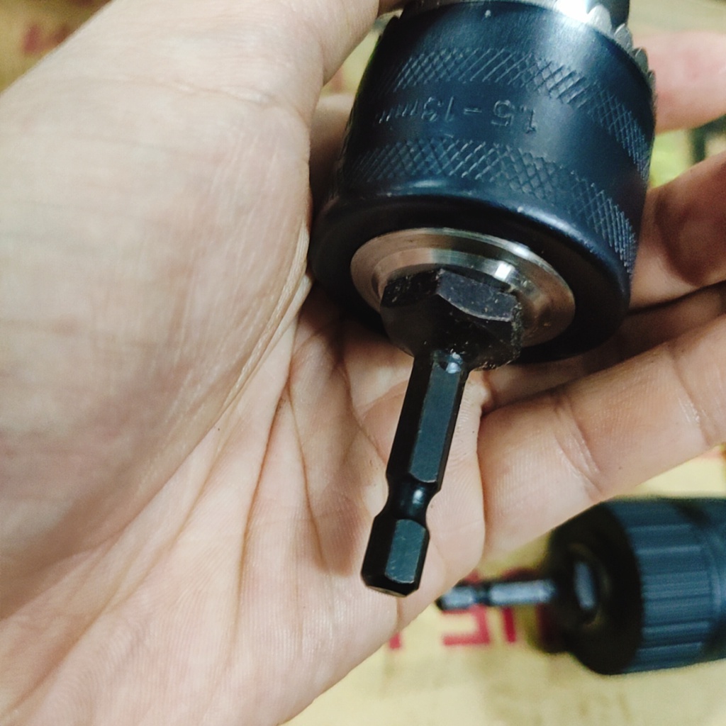 Đầu kẹp mũi khoan, đầu mang ranh 13mm, loại tay khóa, kèm chuôi lục giác