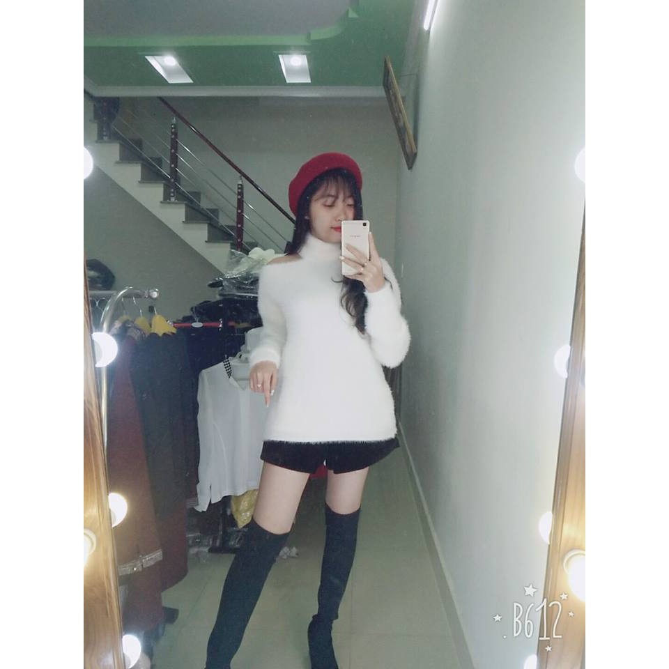 Áo len lông cổ chocker