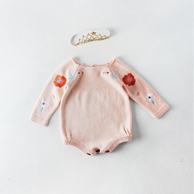 Áo len liền quần xinh xắn cho bé gái