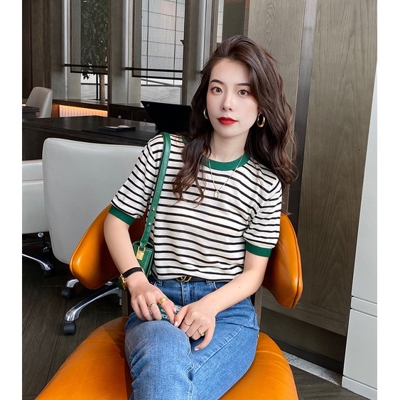 QADCOL  Áo Thun Dệt Kim Ngắn Tay Họa Tiết Kẻ Sọc Phong Cách Hàn Quốc Cho Nữ