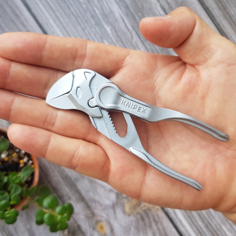 Kìm Mỏ Lết Knipex XS dài 100mm mở đến 21mm 86 04 100