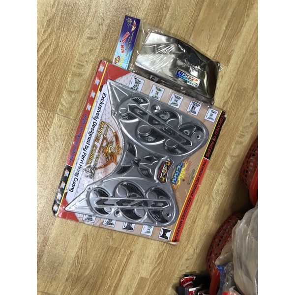 Giá trọn bộ 2 món ốp xe LEAD 13->15 bao gồm có Sàn chân +Ốp bầu gió (pô e ) cao cấp giá rẻ