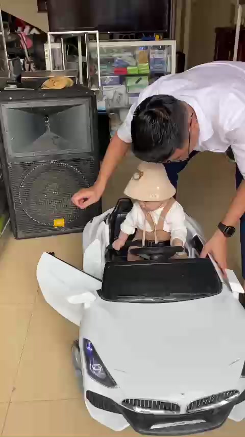 [ Miễn Ship toàn quốc ] [BABY CAR 1908]Ô TÔ  TRẺ EM BMV Z4