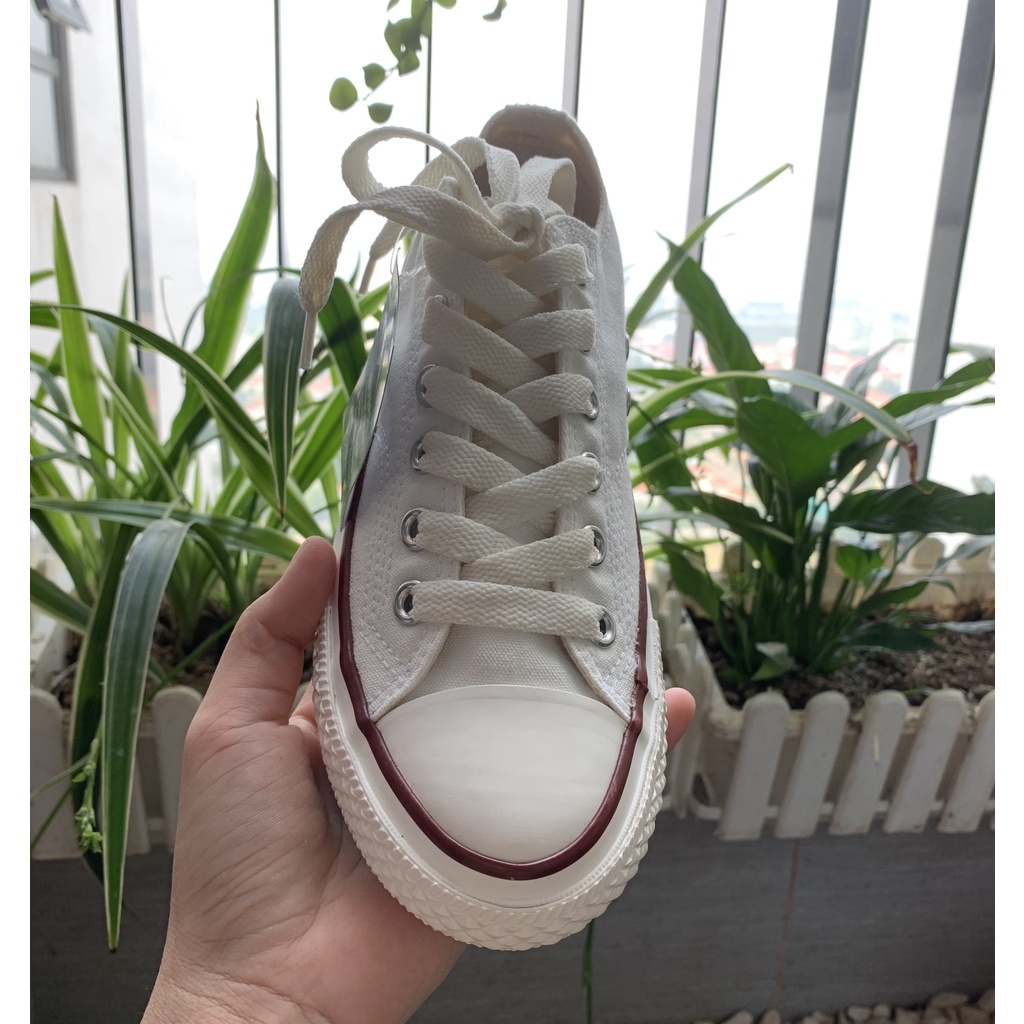 Thanh Lý Cv 1970s Lót Xanh Mũi Bóng Cổ Thấp Màu Trắng Có Ảnh Thật Cho Nam Nữ