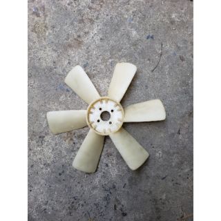 Cánh quạt làm mát động cơ SUZUKI 5 TẠ VÀ 7 CHỖ