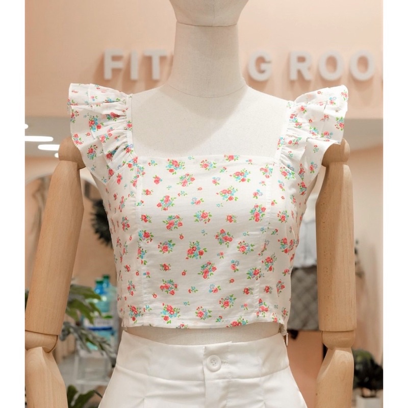 Áo crop top trẻ trung