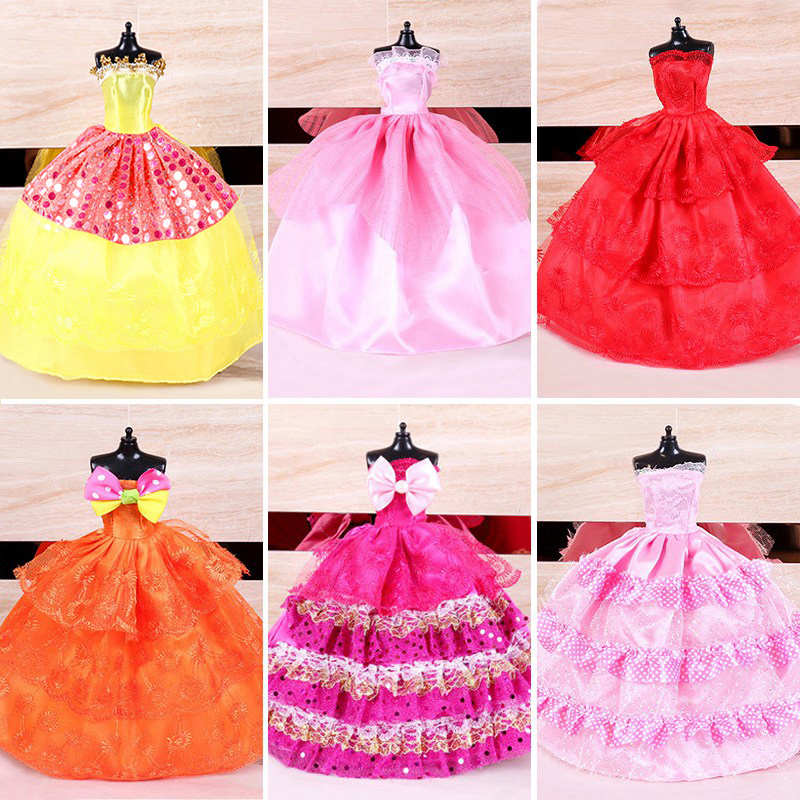 Đầm dạ hội xoè xinh xắn dành cho búp bê Barbie