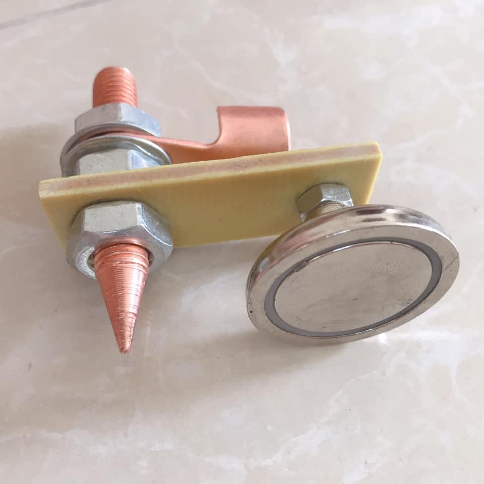 Kẹp Mát Nam Châm Lực Hút Siêu Mạnh Dùng Cho Máy Hàn Cắt Đến 300A siêu rẻ