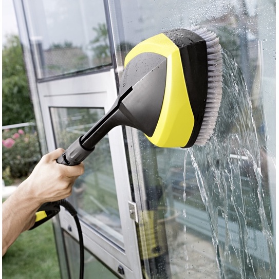 Bàn chải tự động Karcher WB 150 dùng kết hợp máy phun rửa áp lực cao