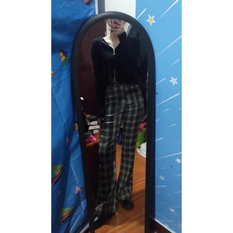 Quần kẻ caro nâu tây dáng loe cạp cúc