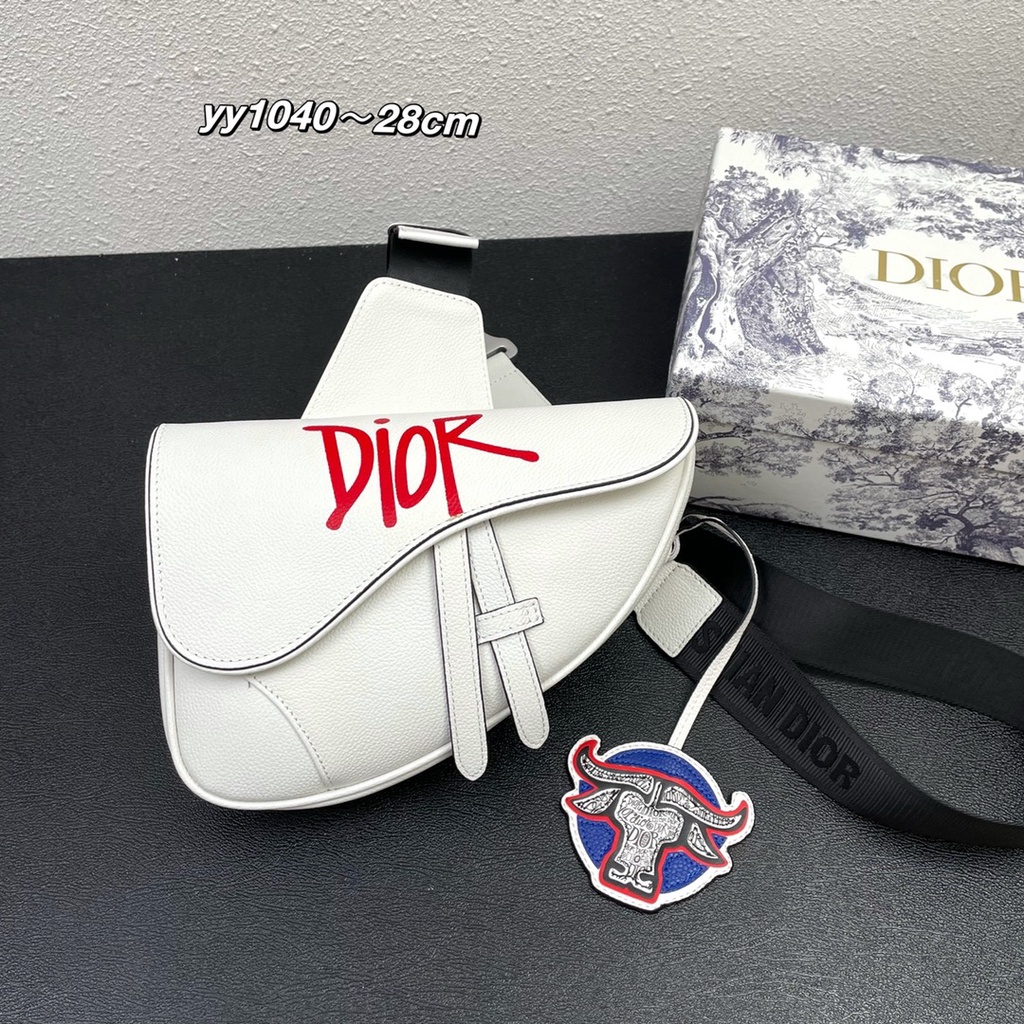 Túi đeo chéo da thật thời trang cao cấp Christian Dior CD phong cách trẻ trung, thời thượng